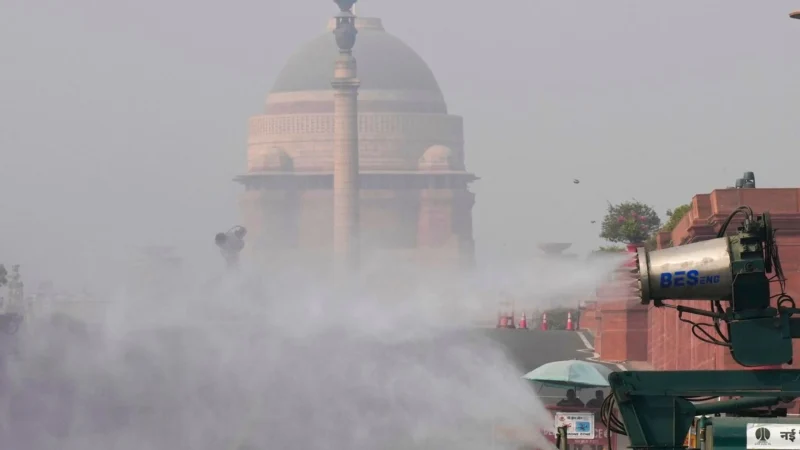 Delhi's air quality again turns dangerous, breathing becomes difficult