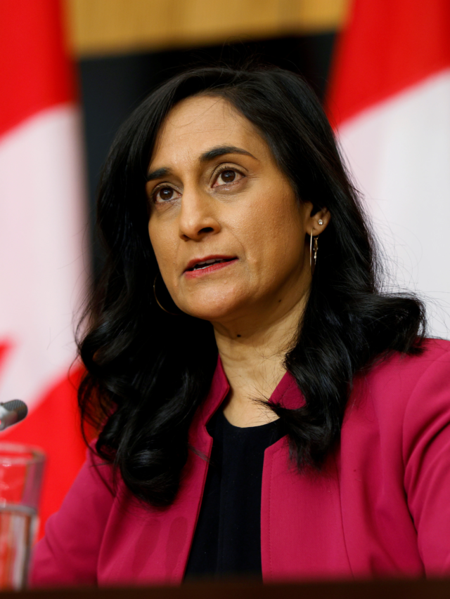 anita-anand-all-you-need-to-know-about-canadas-first-hindu-foreign-minister