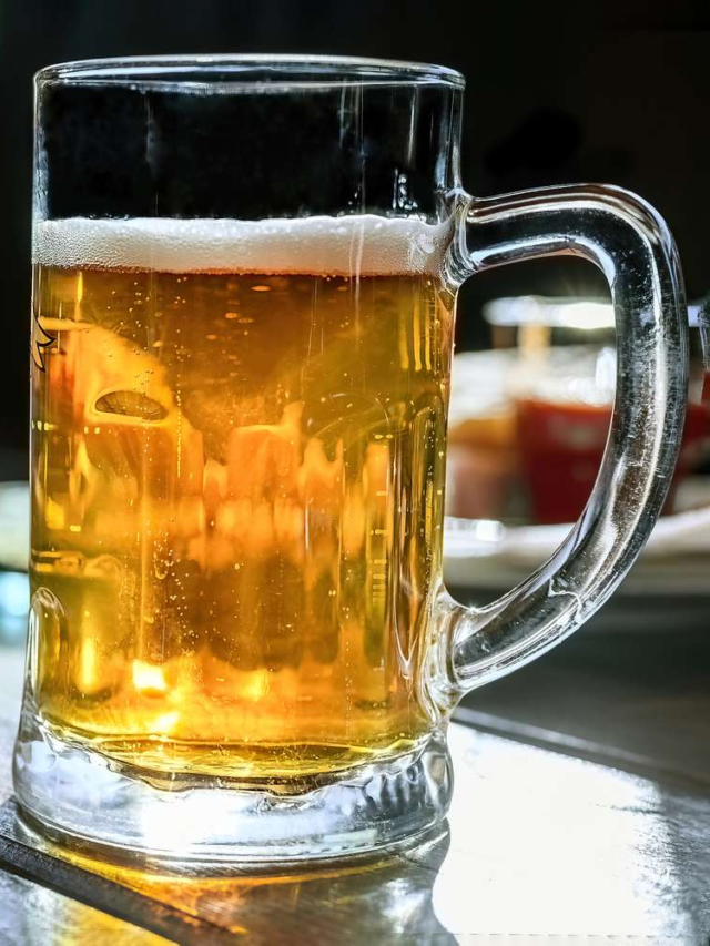 wine-vs-beer-safe-drinking-health-benefits